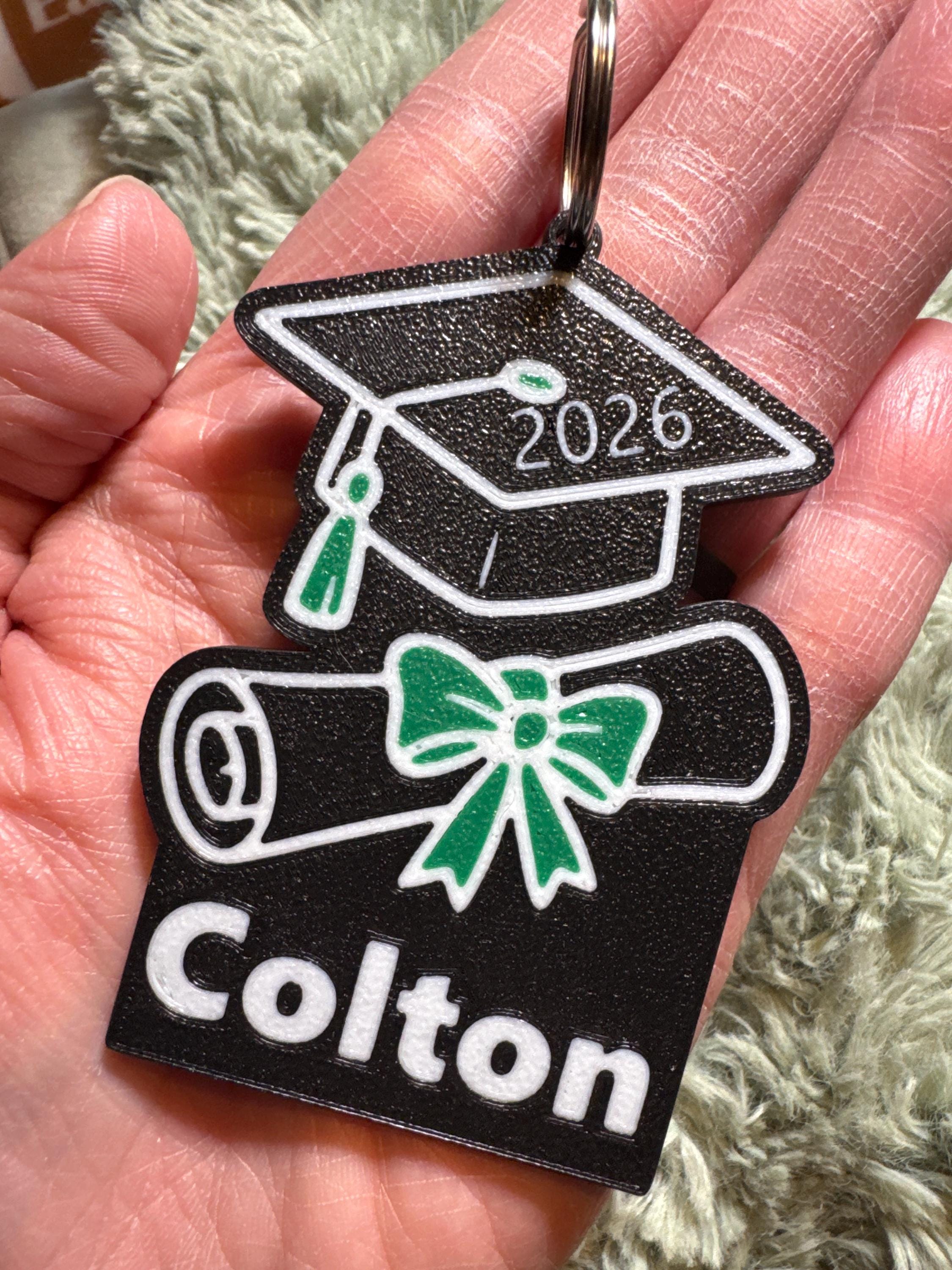 Custom Graduation Keychain with Name, Year, Color – Personalized Graduation Gift